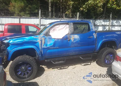 2016 Toyota Tacoma Double Cab z USA, uszkodzony, nr VIN 5TFCZ5ANXGX018193
